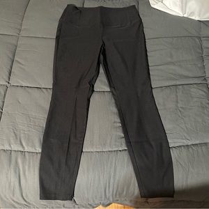 Worthington Women’s Petite Skinny Pull On Pants